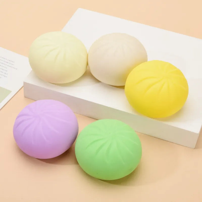 Dumpling Squishes Stress Balls with Steamer, Cute Anxiety Relief Toy, Soft Squeeze Decompression Dough for Adults, Simulation Food Squishies Steamer Bun Fidget Toy for Adults and Kids